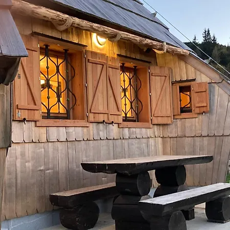 Lepenatka With Sauna - I Feel Alps Ferienhaus Stahovica