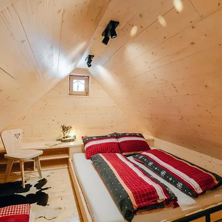 Lepenatka With Sauna - I Feel Alps Stahovica