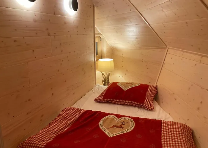 Lepenatka With Sauna - I Feel Alps